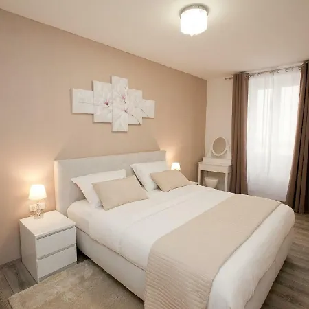 Lejlighed Michela Central Apartment *
